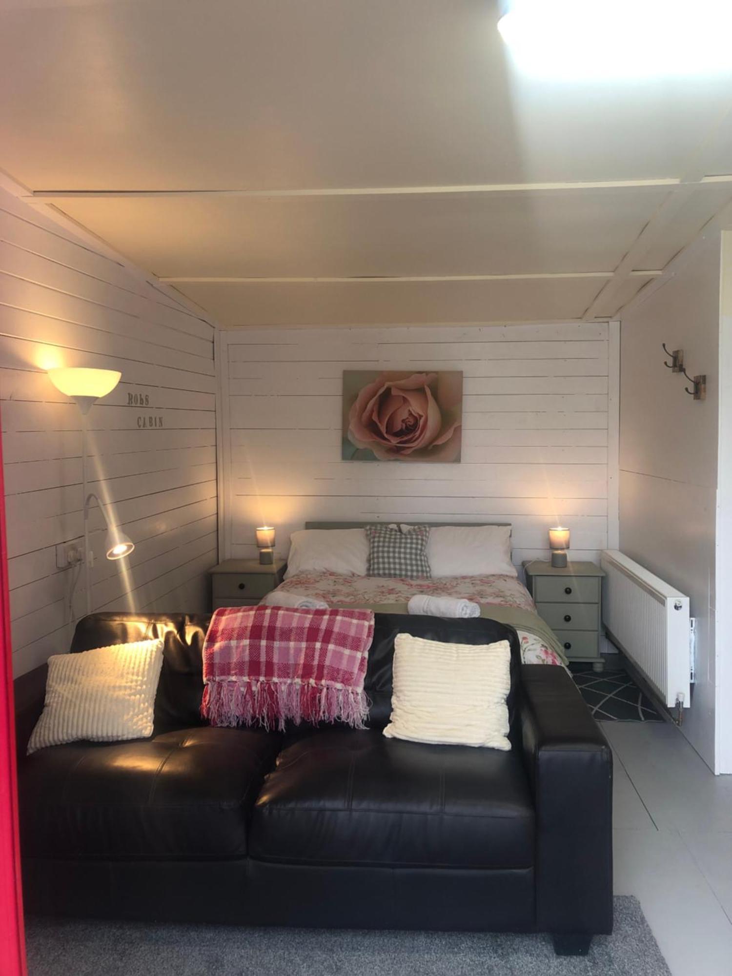 Bob'S Cabin Galway Ngoại thất bức ảnh